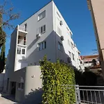 Apartment Gina